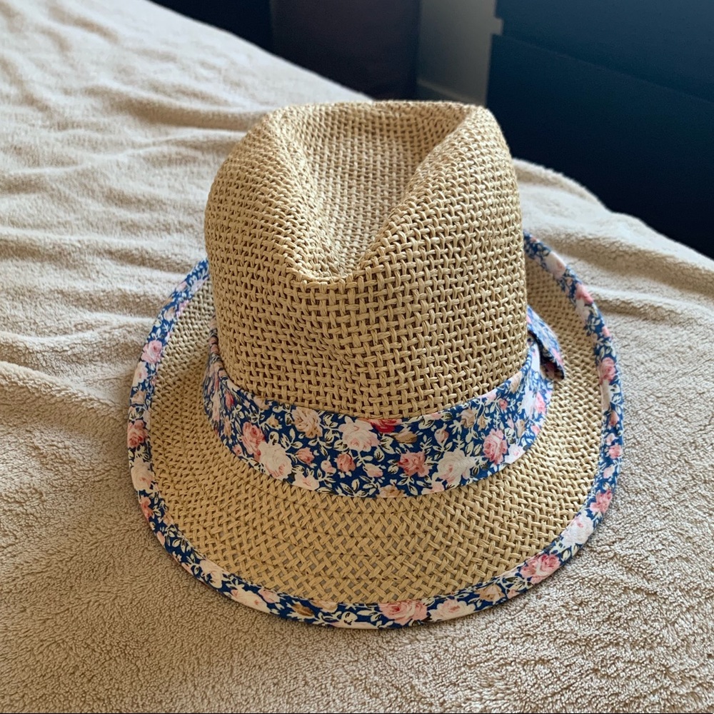 Pins and needles hat! - Picture 2 of 6